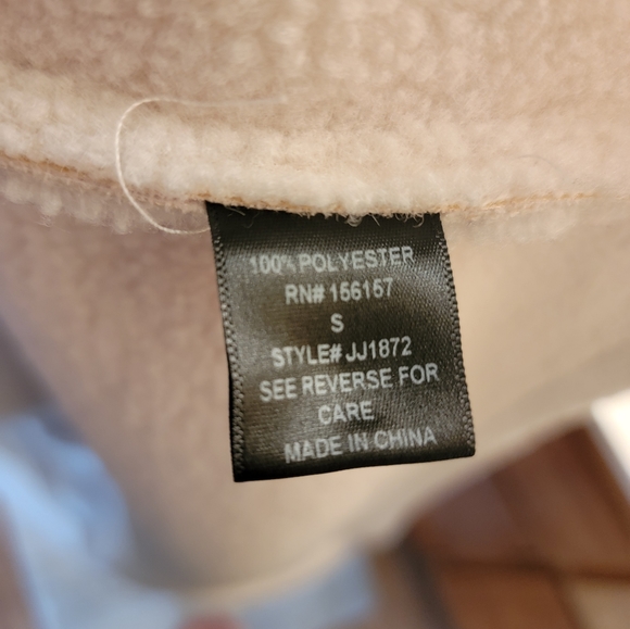 Sherpa Jacket - Picture 9 of 9